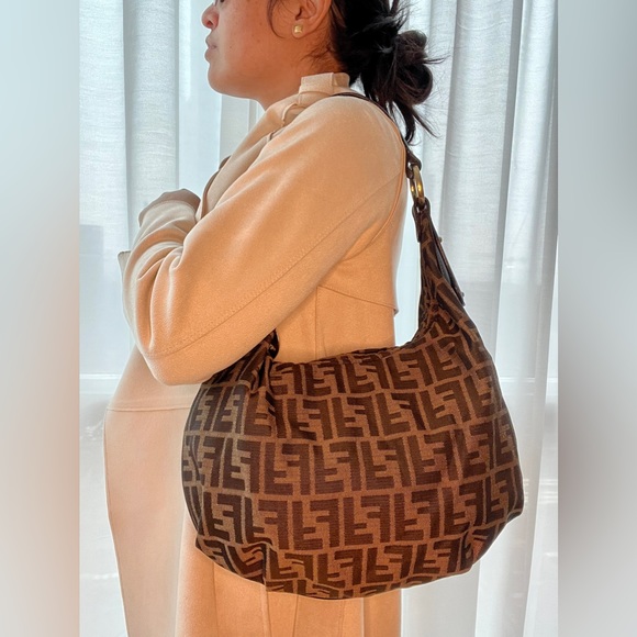 SOLD ♥️ Fendi ZUCCA HOBO - Picture 1 of 7